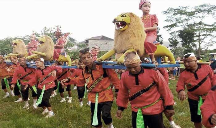 kesenian sisingaan subang