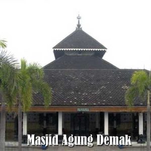 masjid agung demak