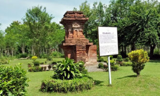 Candi Jabung Probolinggo